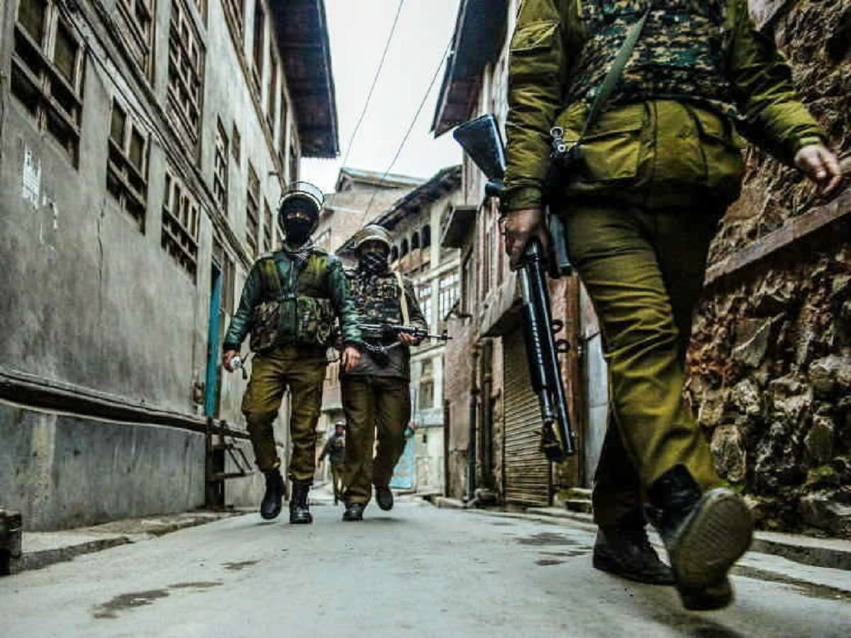 The New York Times facts on Kashmir terrorists can not escape the sight of the army