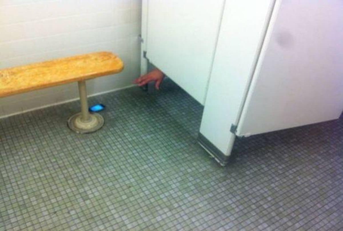 See These Pictures You will Laugh at Their Incredibly Bad Luck