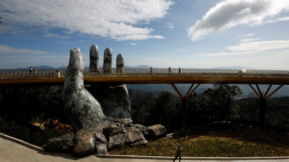 vietnam's 'golden bridge' through hands of god,world's most beautiful creation