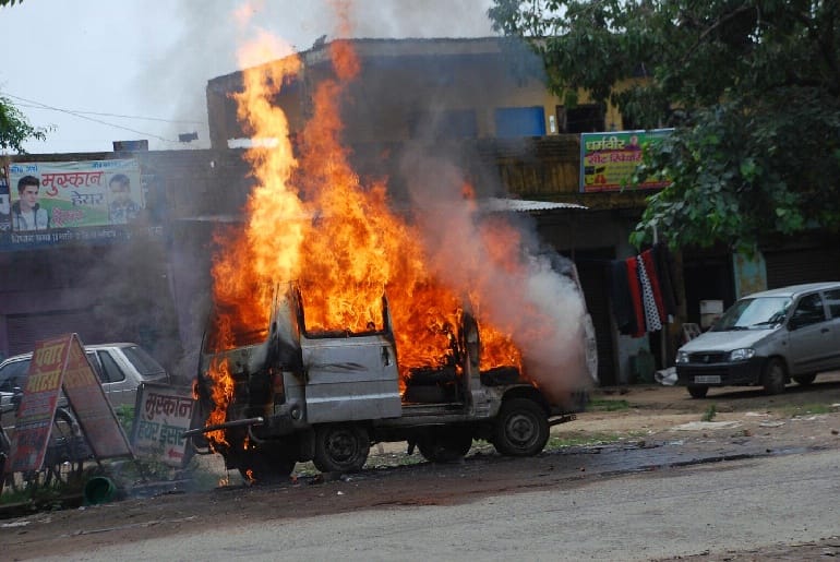 A fire in a van in Morna