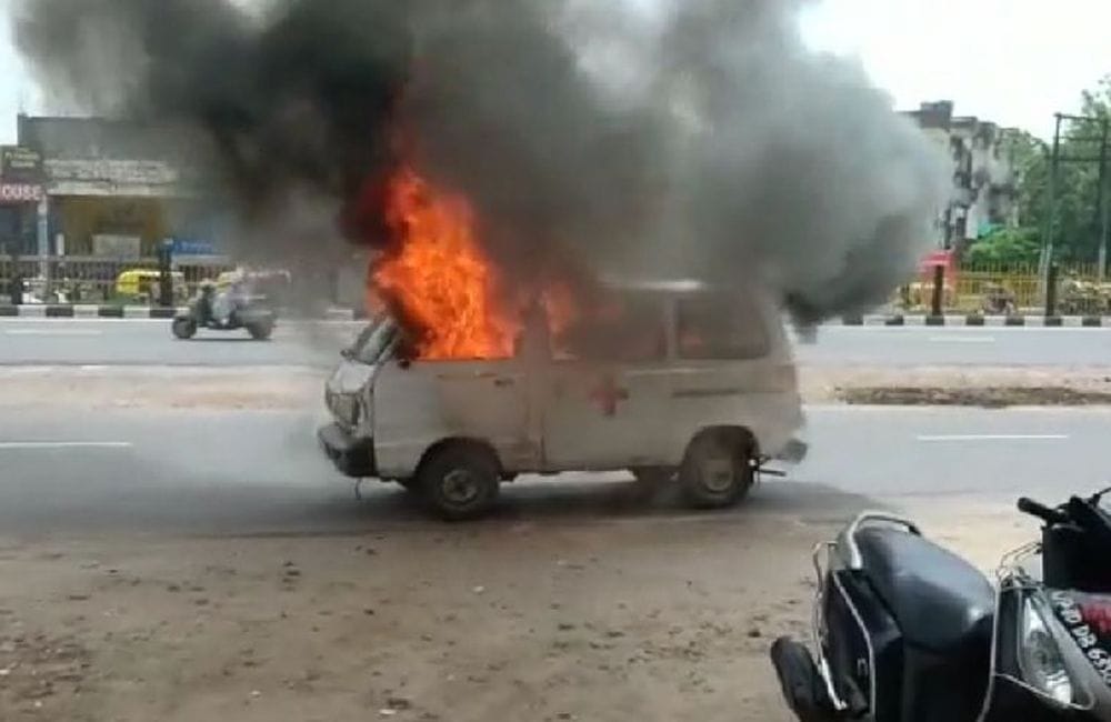 moving ambulance caught fire