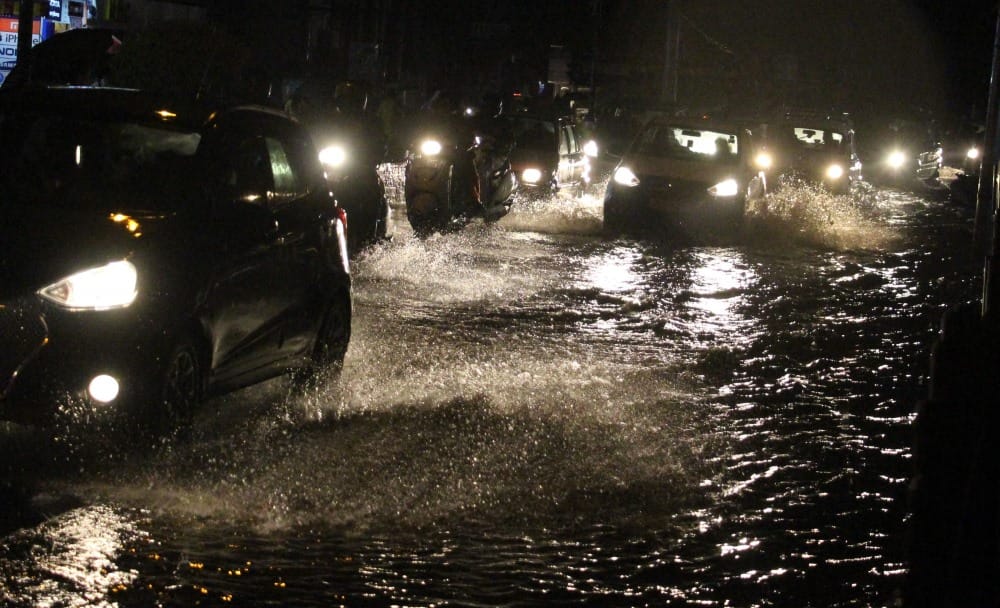 48 hours heavy rain alert in uttarakhand eight districts