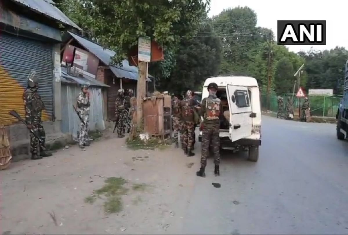jammu kashmir encounter between security forces and terrorists in Pampore