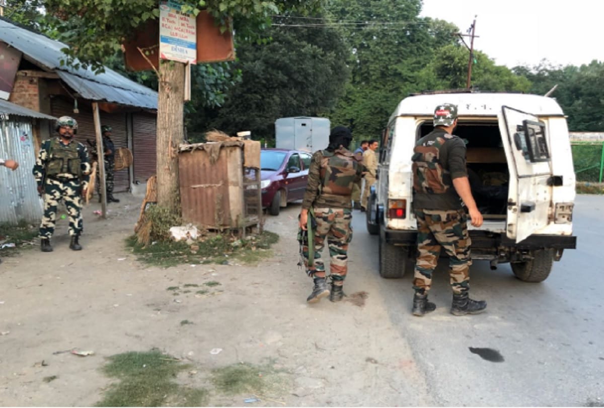 Terrorists lobbed a grenade on a CISF ASI in Srinagar