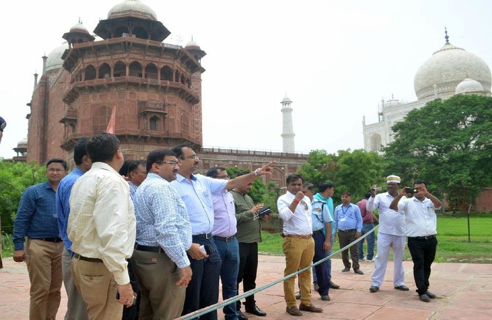 Agra DM N G Ravi Kumar inspected the Taj Mahal