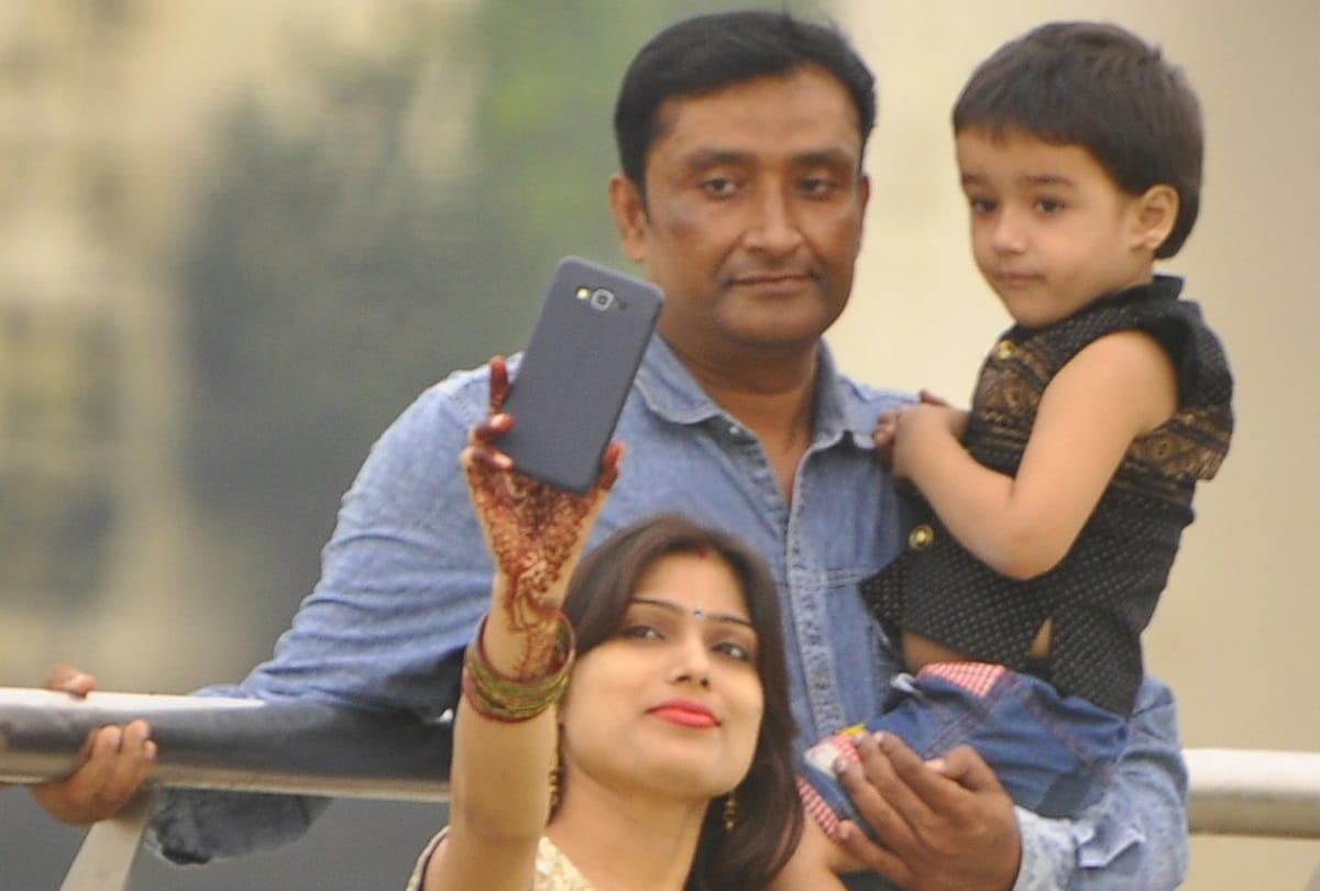 weather of lucknow in month of august