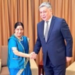 विदेश मंत्री सुषमा स्वराज ने शनिवार को किर्गिस्तान के विदेश मंत्री एरलन अब्दिलदाएव से मुलाकात की
