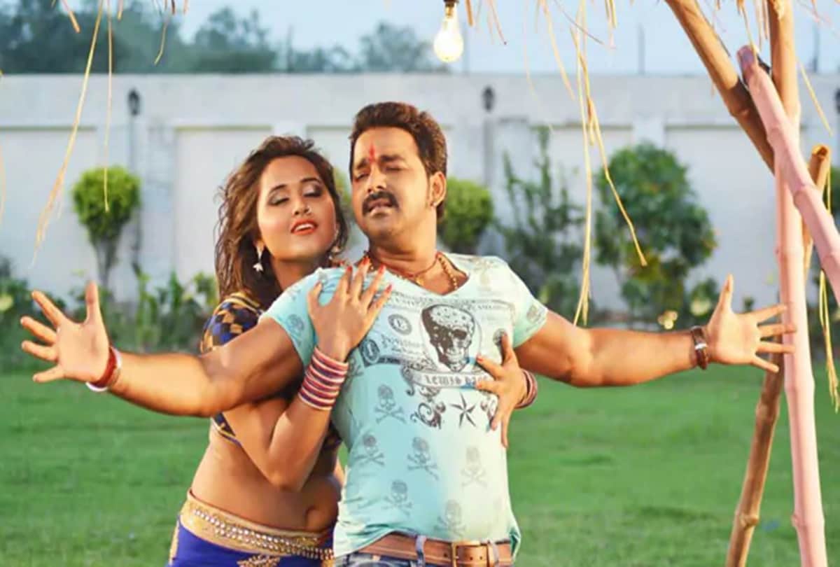 Kajal Raghwani burn the dance floor on Chhalakata Hamro Jawaniya 