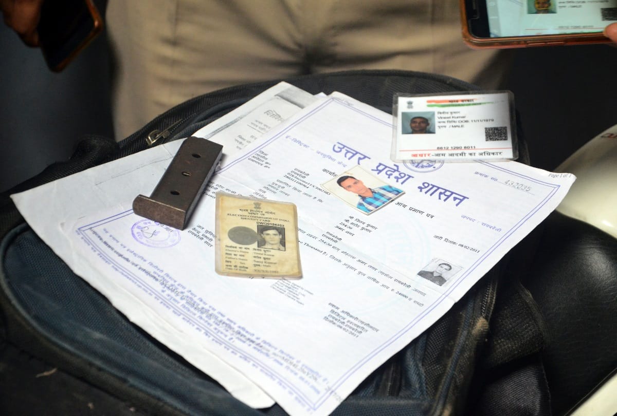 police raided in house of loot and murder accused in lucknow