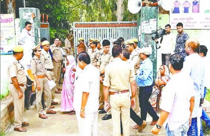 No confidence motion passes against block pramukh kurawali