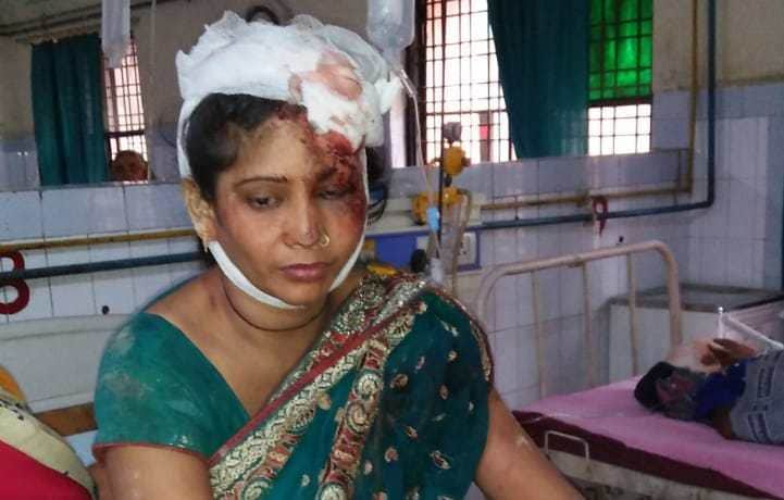 Five people killed in road accident in jaunpur 