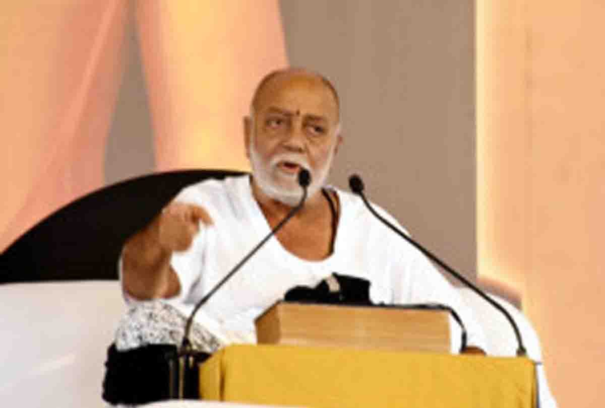 Morari Bapu statement about youth 