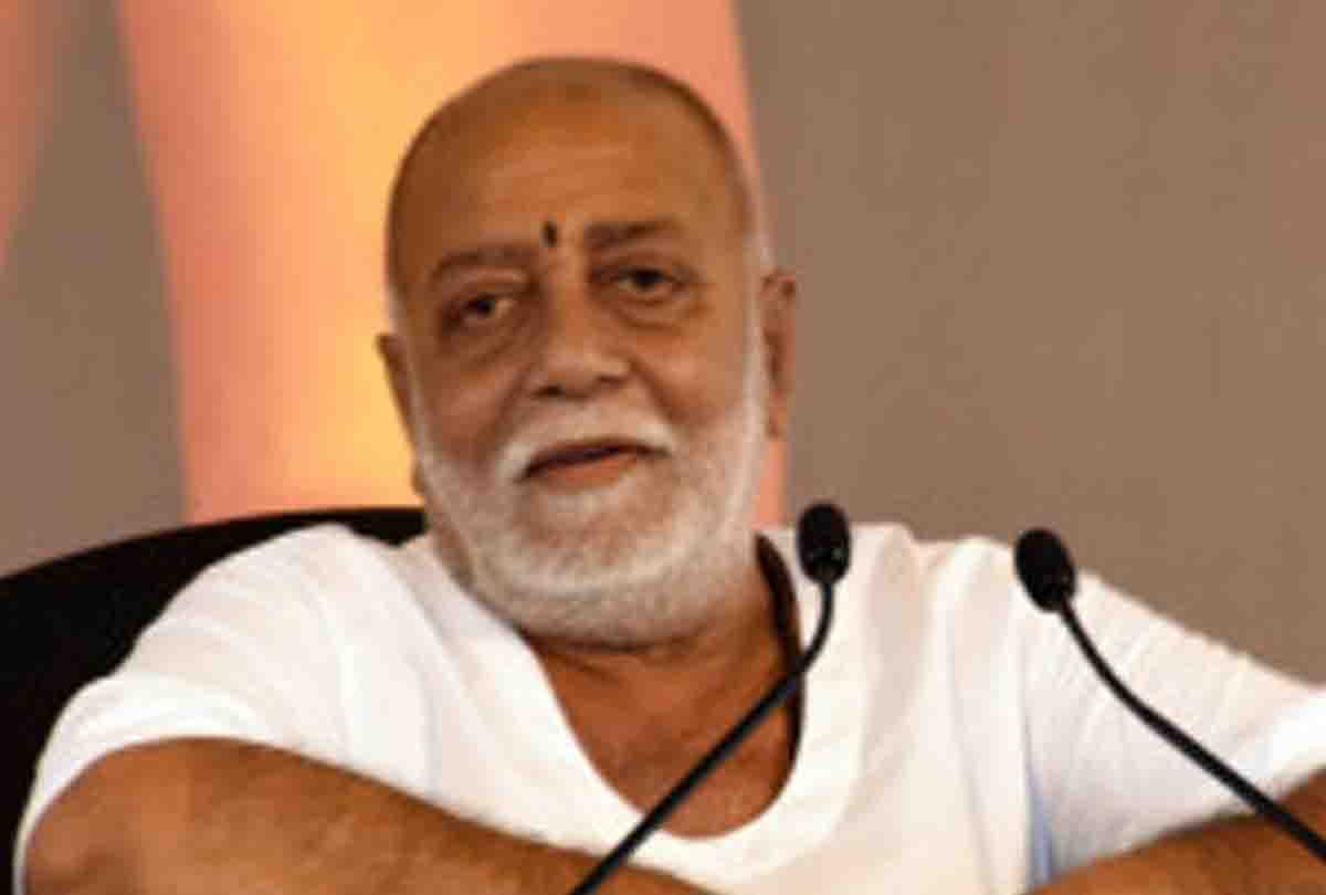 Morari Bapu statement about youth 