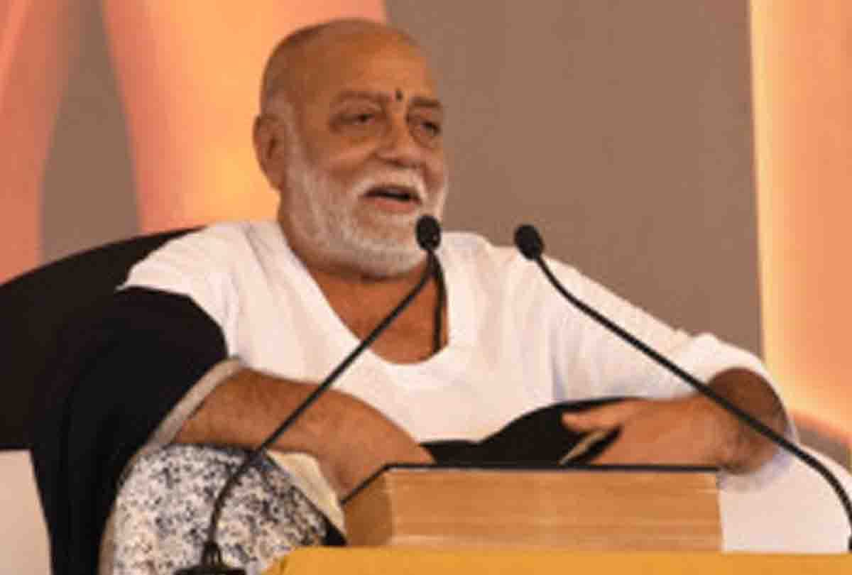 Morari Bapu statement about youth 