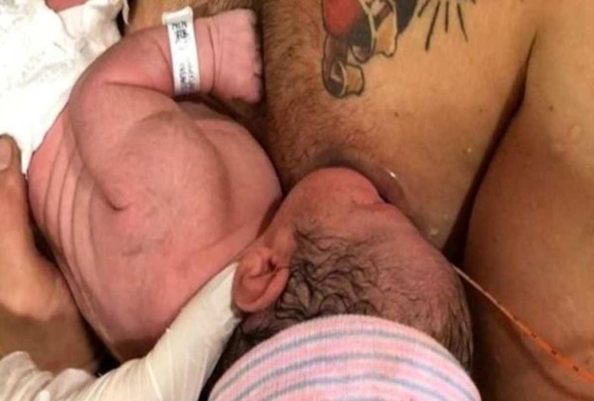 World Breastfeeding Week 2018 First Breast feeding Man Used This Technique In Wisconsin USA