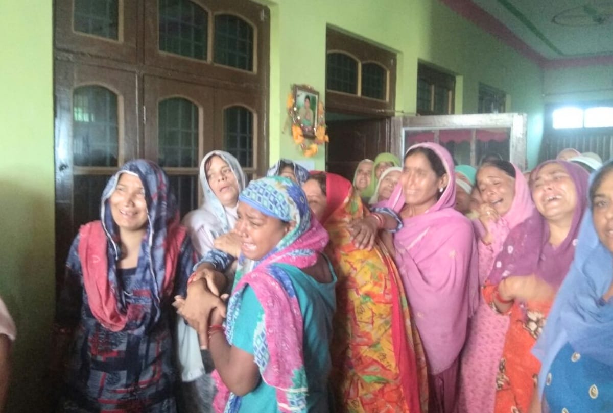 Army Jawan martyred Vijay Kumar Cremation in Bilaspur Himachal Pradesh