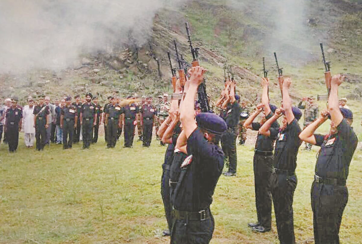 Army Jawan martyred Vijay Kumar Cremation in Bilaspur Himachal Pradesh