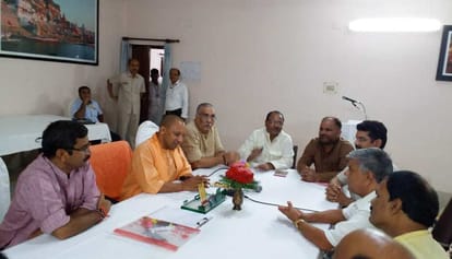 Cm yogi including two central ministers came varanasi today