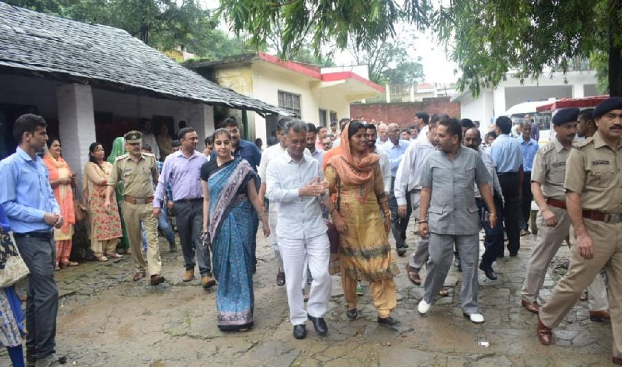 दस दिन के भीतर समस्याओं का समाधान सुनिश्चित होगा : मंत्री अनिल
