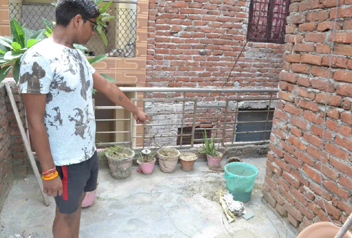 minor girl dead body found in suspicious condition in ghaziabad