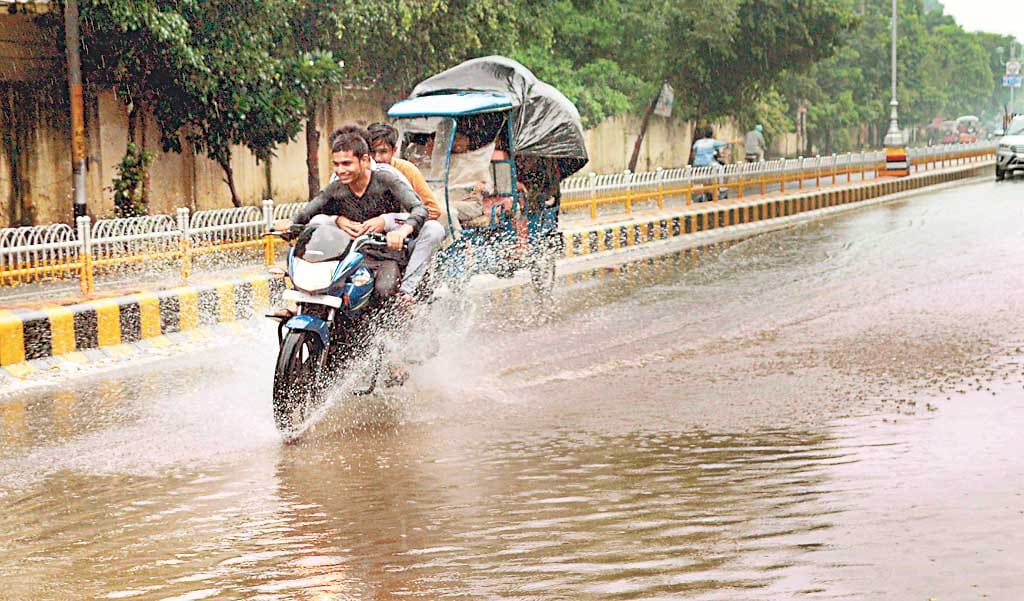 heavy rain in bilaspur aera