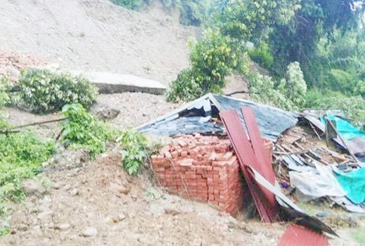 himachal weather report heavy damage to houses roads due to rain