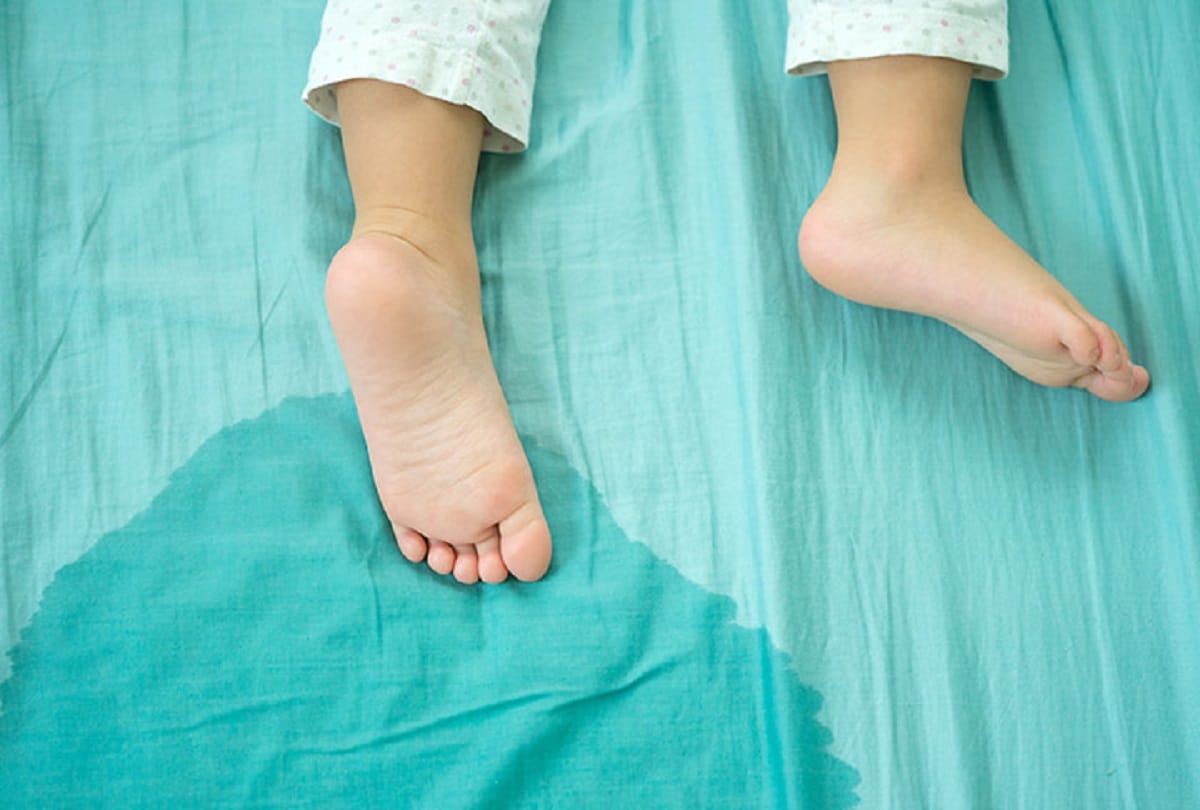 Chhattisgarh: step Son wetted while sleeping So the woman put hot oil on the private body part