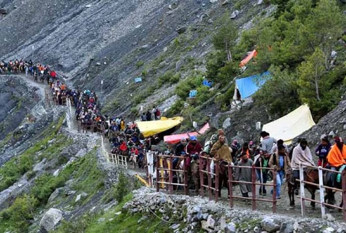 200 Indian pilgrims trapped due to bad weather in Nepal