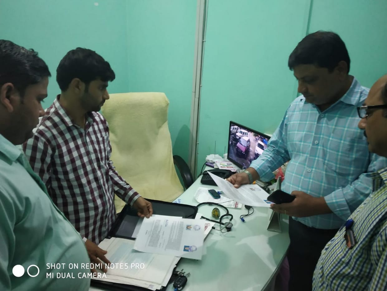 निजी अस्पतालों पर छापा, नहीं मिले कागजात