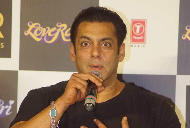 salman khan speak up about amitabh bachchan struggle days and his flop films