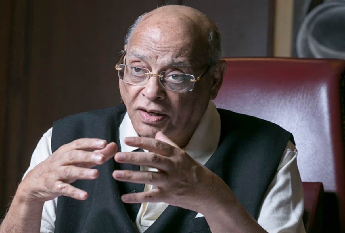 know all details about shweta bachchan Father in law rajan nanda