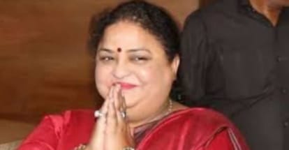 Basic education minister anupma jaiswal start smart class in varanasi