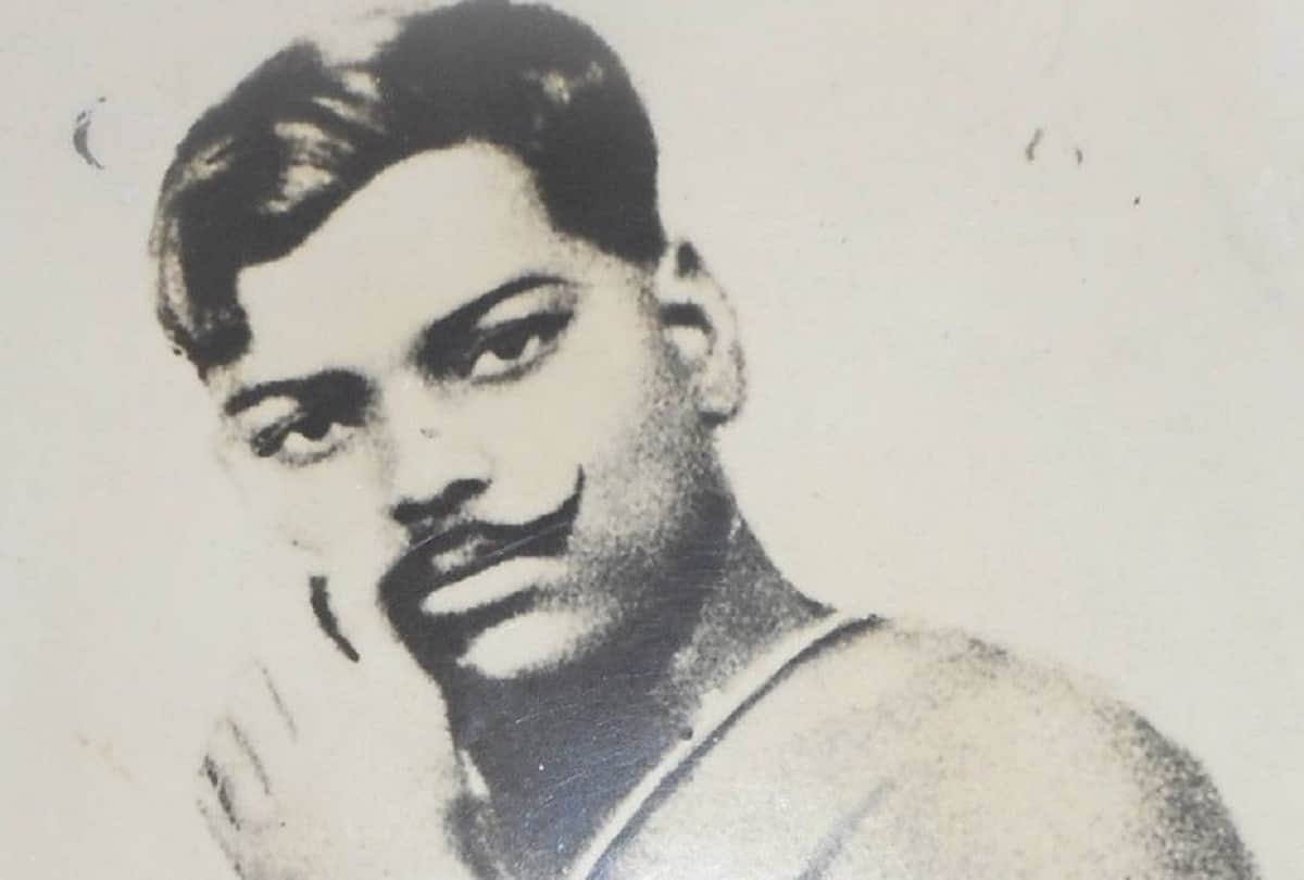 5 bollywood actors who play role of freedom fighter chandrashekhar azad
