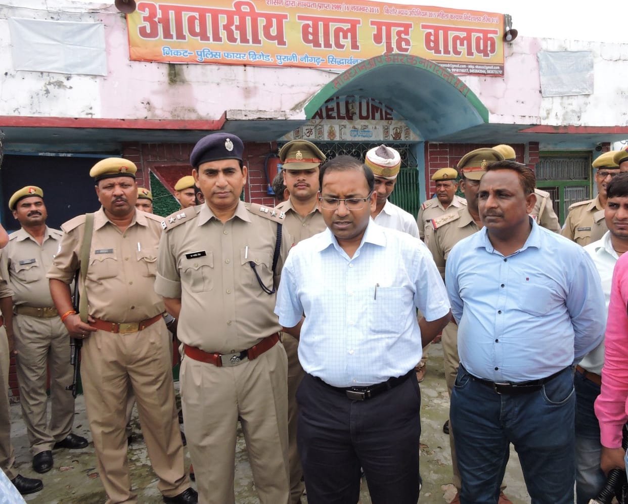 नौगढ़ के बालक बालगृह का औचक निरीक्षण