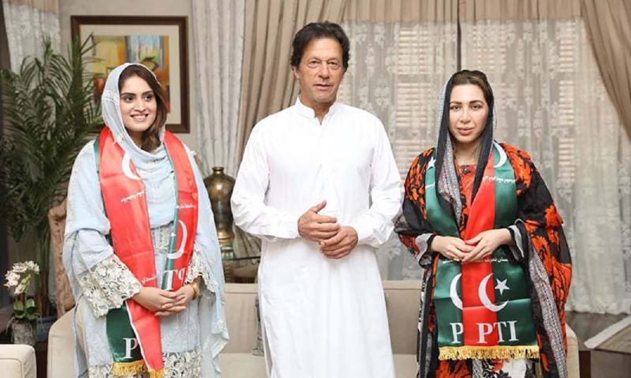 mehrunnisa hayat step daughter of Imran Khan joins Pakistan Tehrik-e-Insaf party