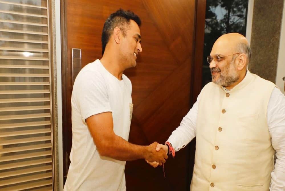 Truth behind dhoni's contesting election from BJP