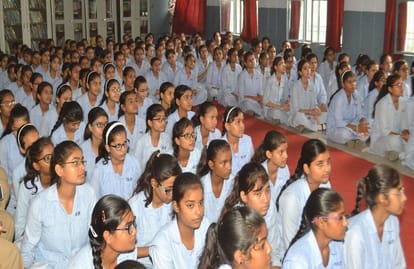 Amar Ujala foundation Police ki Pathshala in etah