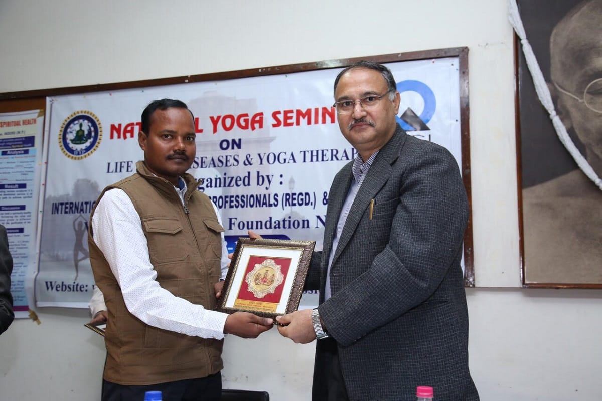 Sadanand took inspiration from illness of mother, created international yoga organisation