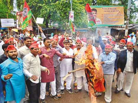 Expose BJP's face from Deoria case