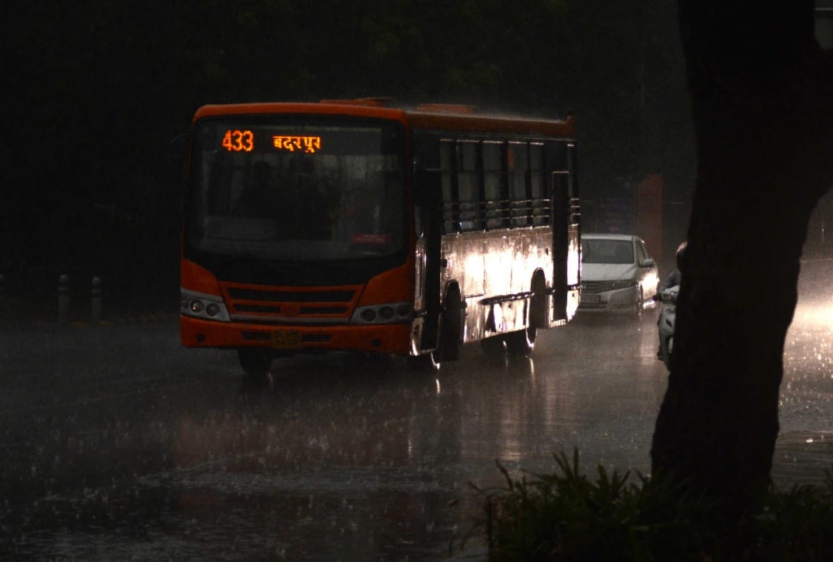 weather change and heavy rain in Delhi