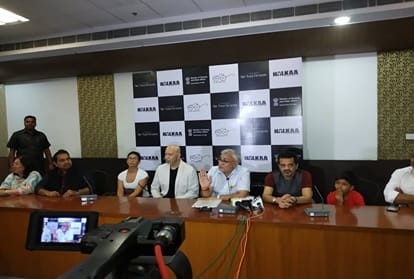 Halkaa film trailer launch inspired by PM Narendra Modi Swachh Bharat Abhiyan campaign