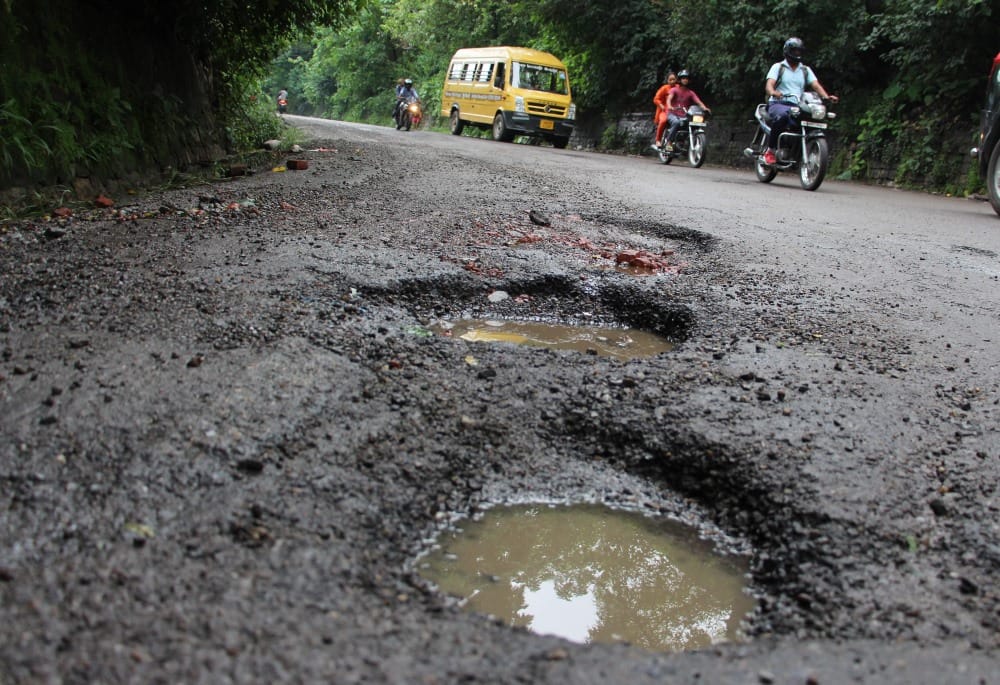 400 pit on 700 meter national highway 