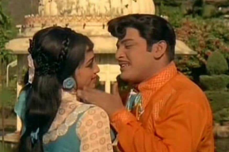 Chandigarh, Karunanidhi Elder Son Muthu from First Wife Padmavati