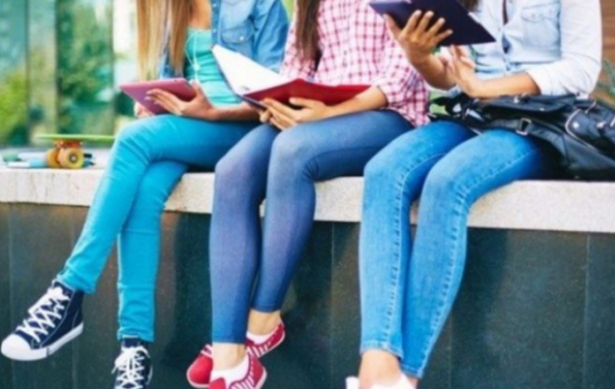 jeans and tight clothes ban in cbse exam 2019