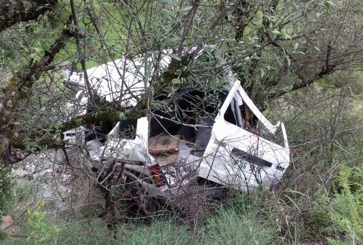 Two killed as car falls into gorge in Kullu Himachal Pradesh
