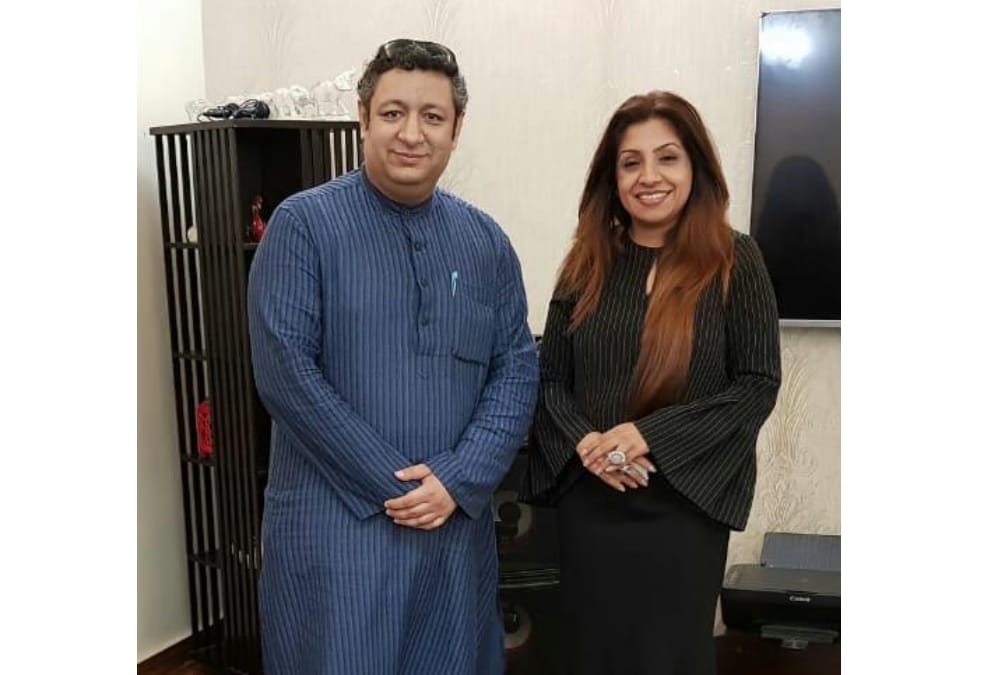  wariz bajaj meets to vishal kapoor in lucknow.