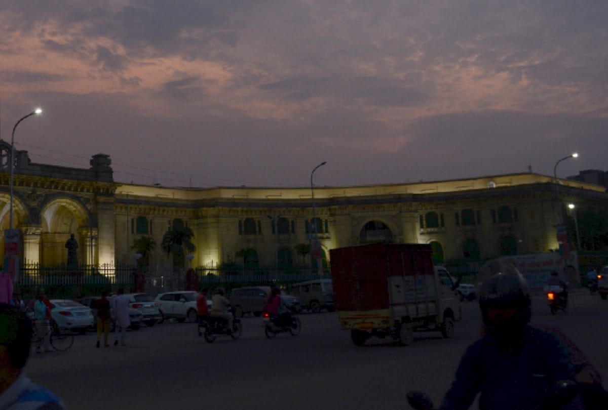 weather of lucknow changes 
