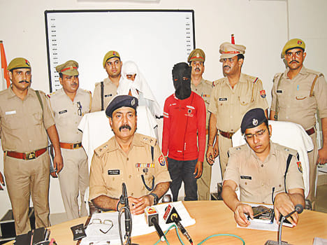 Two prize racket arrested, one absconding