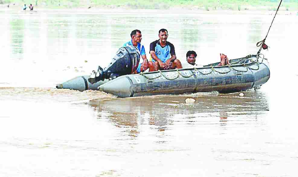 Yamuna continues to panic in the bust