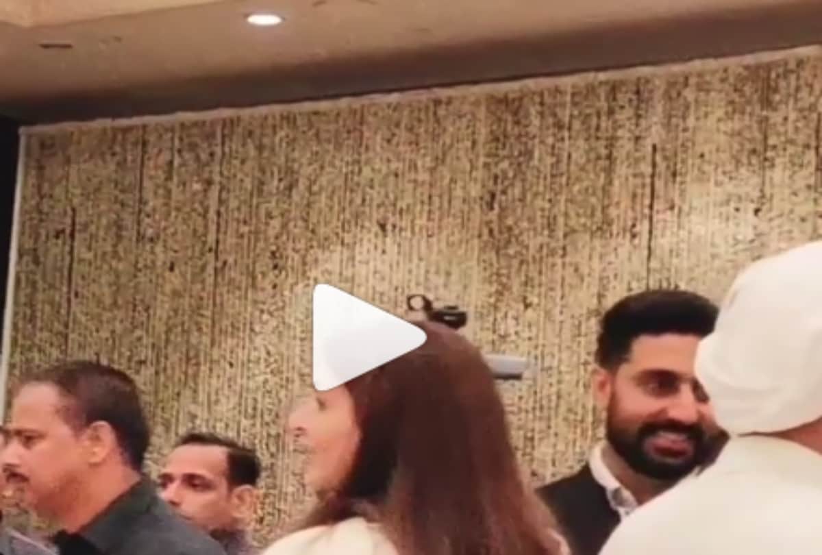 abhishek bachchan laughing at rajan nanda prayer meet then trolled